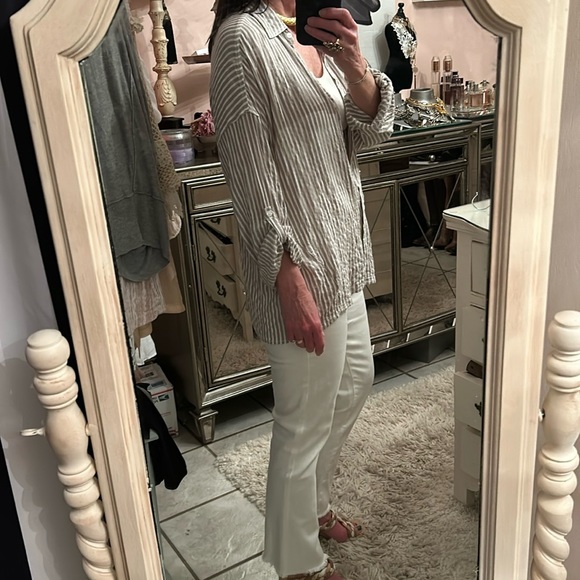 Soft crinkly wear with everything top - Picture 6 of 14